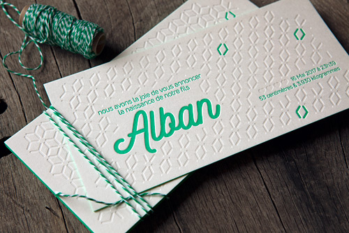 Faire-part Alban imprimé en vert 3395U et débossage sans encre / baby boy announcement printed in green and blind deboss by Cocorico Letterpress